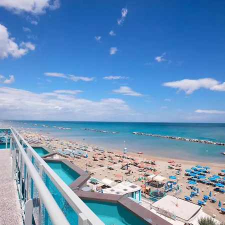 Hotel Levante - Bianchi 4*