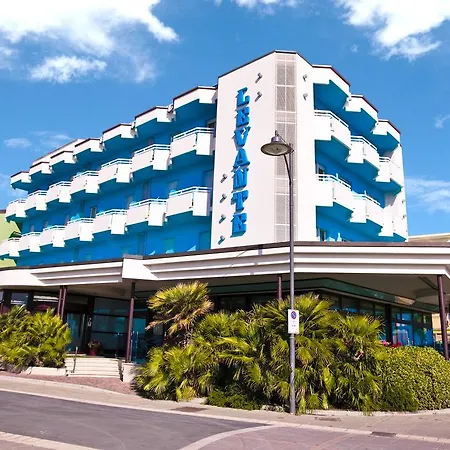 Levante Hotel 4*