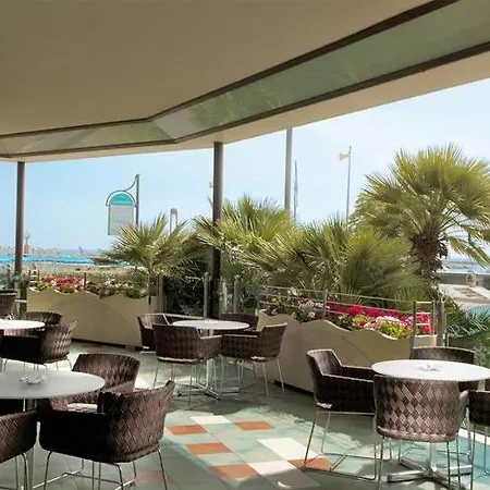 Levante Hotel