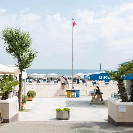 Levante 4*