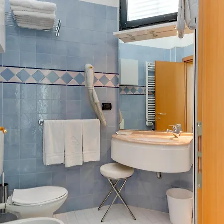 מלון Levante בלריה-איגאה מרינה