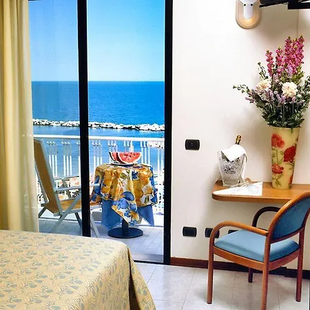 Levante - Bianchi 4* Bellaria-Igea Marina
